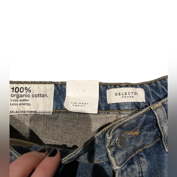 Nwt - Selected Femme - Women’s Mom Fit Button Fly Jeans - Picture 3 of 8